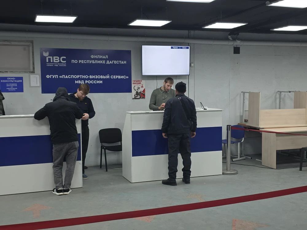 25 иностранным гражданам рассказали правила пребывания на территории России